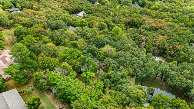 1888 E Rockwood Trail, Fayetteville, AR 72701
