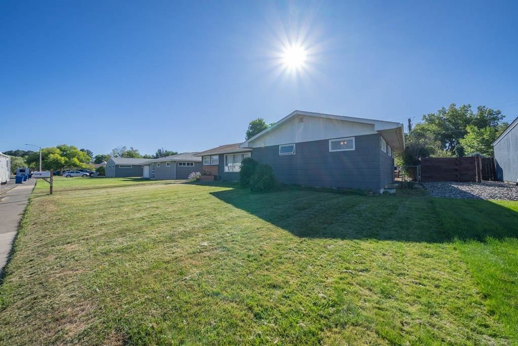 2108 Shoshoni Trail N, Cody, WY 82414 photo 3
