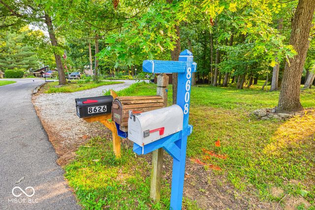 8608 S Providence Drive, Nineveh, IN 46164