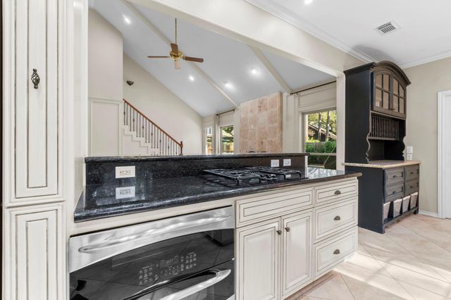 4 Maystar Court, The Woodlands, TX 77380