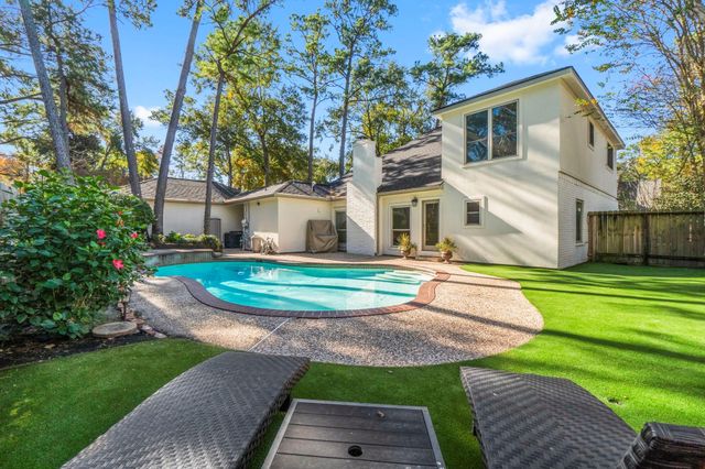 4 Maystar Court, The Woodlands, TX 77380