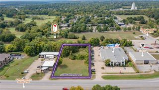 S Thompson Street, Springdale, AR 72764
