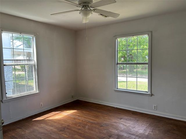 707 S 2nd Street, Yukon, OK 73099