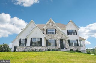 1832 ENCLAVE DR, Quakertown, PA 18951