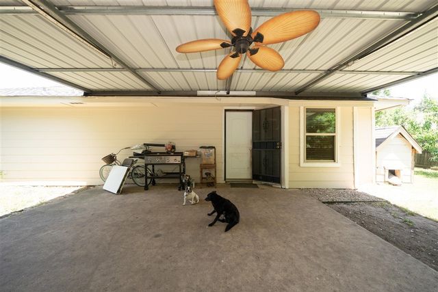 1825 E Shore Drive, Dallas, TX 75217