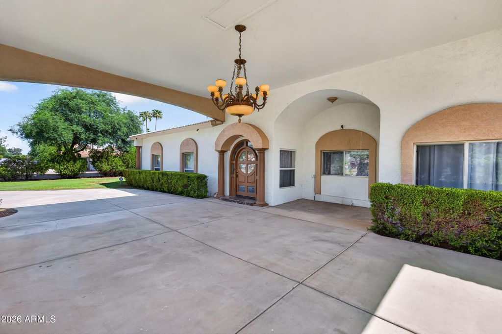 6625 W SWEETWATER Avenue, Glendale, AZ 85304 — photo 5