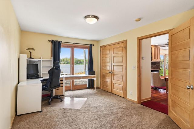 799 Heinel Drive, Roseville, MN 55113