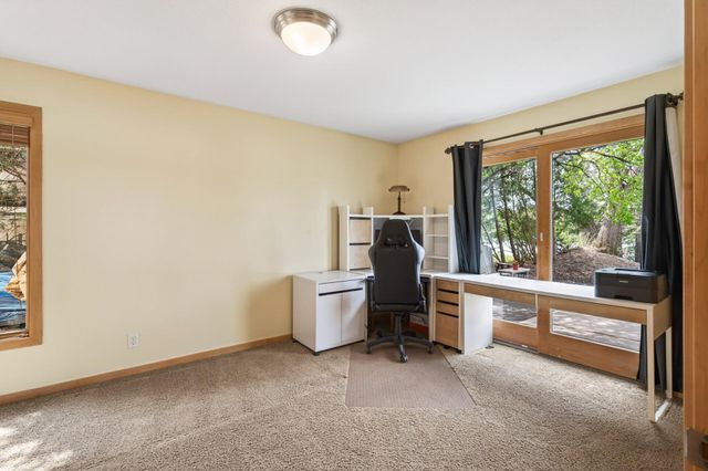799 Heinel Drive, Roseville, MN 55113