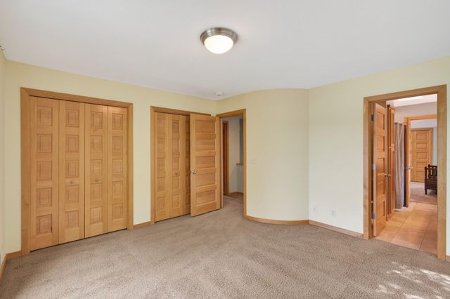 799 Heinel Drive, Roseville, MN 55113