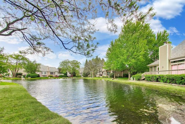 2198 Brookside Lane, Aurora, IL 60502