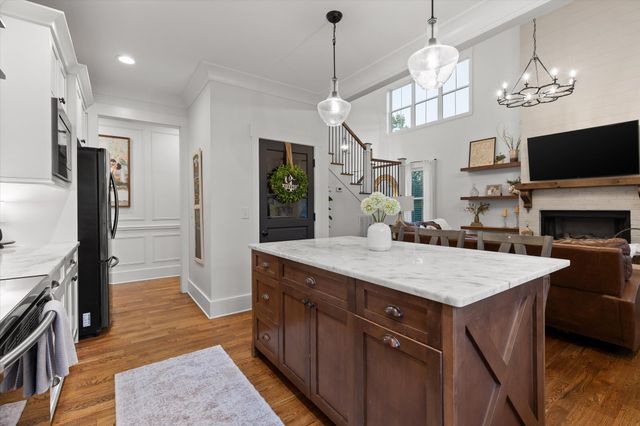 2007 Walnut Street, Signal Mountain, TN 37377