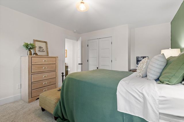 2007 Walnut Street, Signal Mountain, TN 37377