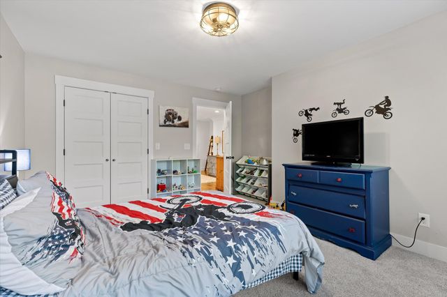 2007 Walnut Street, Signal Mountain, TN 37377
