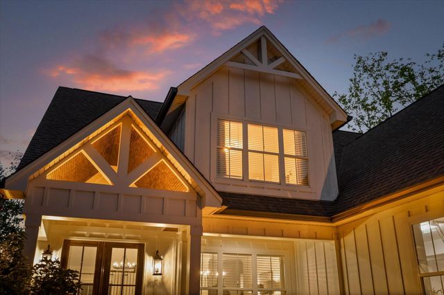 2007 Walnut Street, Signal Mountain, TN 37377