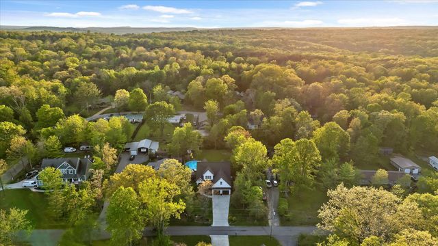 2007 Walnut Street, Signal Mountain, TN 37377