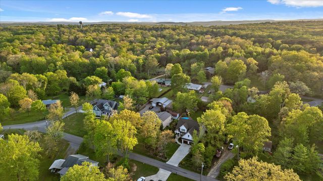 2007 Walnut Street, Signal Mountain, TN 37377