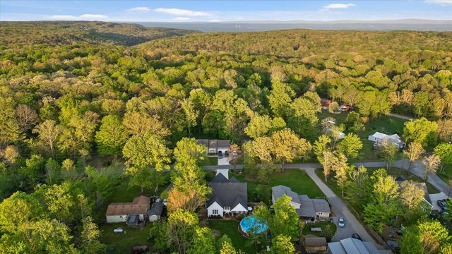 2007 Walnut Street, Signal Mountain, TN 37377