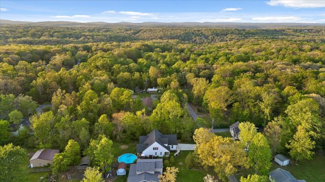 2007 Walnut Street, Signal Mountain, TN 37377