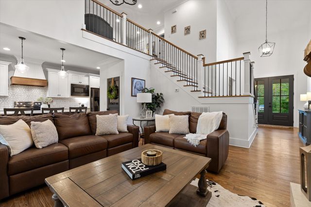 2007 Walnut Street, Signal Mountain, TN 37377