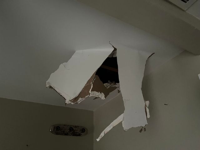 432 W PEEBLES RD, Memphis, TN 38109