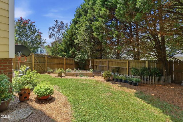 2007 Castleburg Drive, Apex, NC 27523