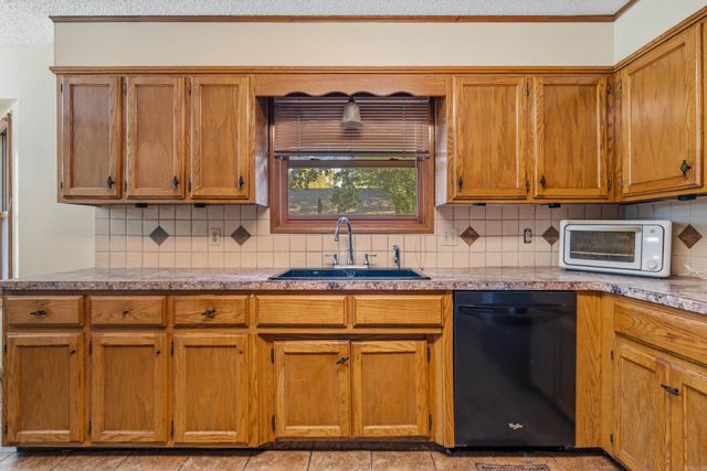 105 Chase Place, Hot Springs, AR 71901