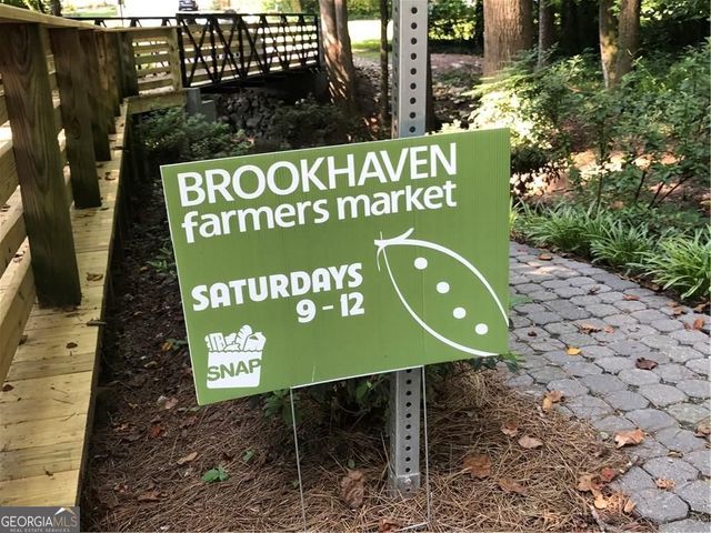 2607 Camille Drive NE, Brookhaven, GA 30319