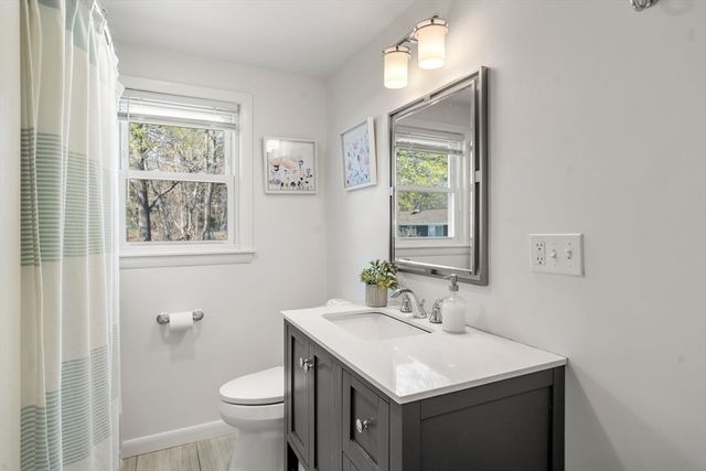 7 Walsh, Holbrook, MA 02343