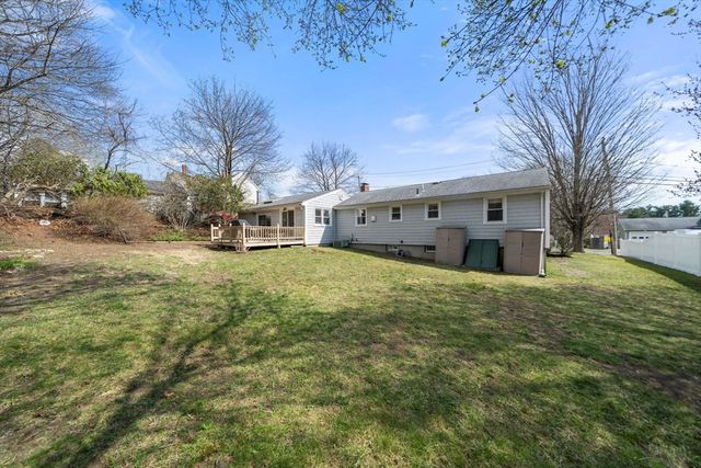 7 Walsh, Holbrook, MA 02343