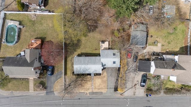 7 Walsh, Holbrook, MA 02343