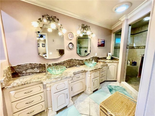 721 W 27th 1, San Pedro, CA 90731