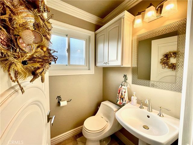 721 W 27th 1, San Pedro, CA 90731