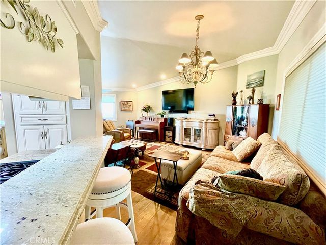 721 W 27th 1, San Pedro, CA 90731