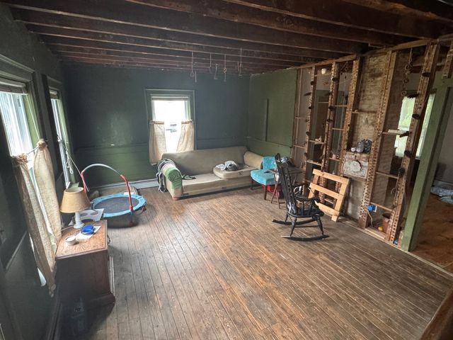 16 Water St, Southbridge, MA 01550