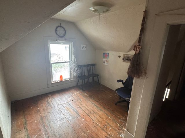 16 Water St, Southbridge, MA 01550