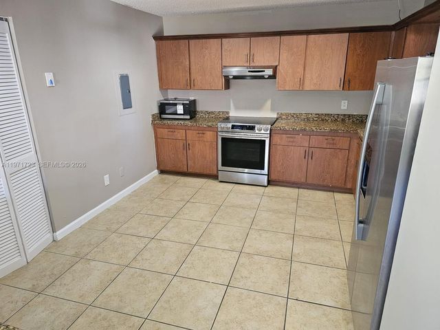 3520 NW 95th Ter 1U, Sunrise, FL 33351