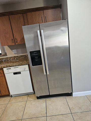 3520 NW 95th Ter 1U, Sunrise, FL 33351