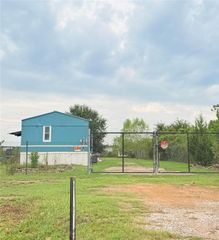 747 Road 5210, Cleveland, TX 77327