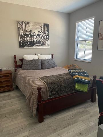 3320 NW 84th Way 3320, Cooper City, FL 33024