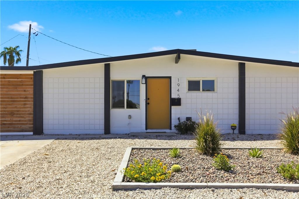 1945 Palma Vista Avenue, Las Vegas, NV 89169 — photo 3