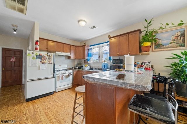 204 Burgess Pl, Passaic City, NJ 07055