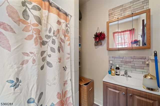 204 Burgess Pl, Passaic City, NJ 07055