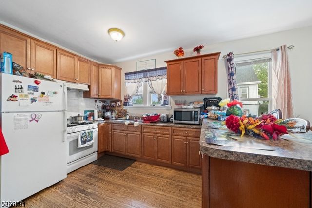 204 Burgess Pl, Passaic City, NJ 07055