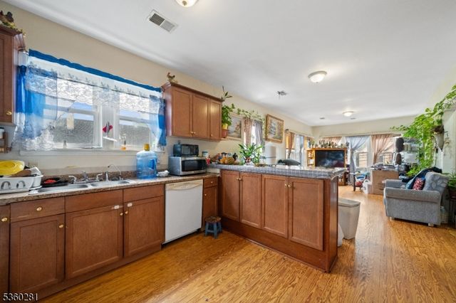 204 Burgess Pl, Passaic City, NJ 07055