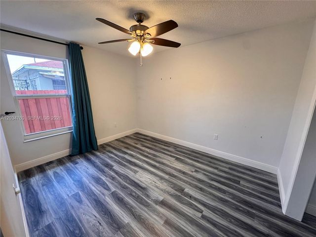 1158 NW 34th Ave 1, Miami, FL 33125