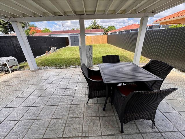1158 NW 34th Ave 1, Miami, FL 33125