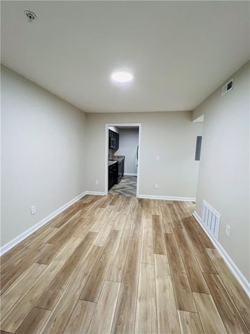 1166 Booth Road SW 402, Marietta, GA 30008