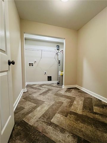 1166 Booth Road SW 402, Marietta, GA 30008