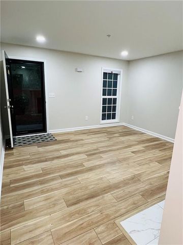 1166 Booth Road SW 402, Marietta, GA 30008
