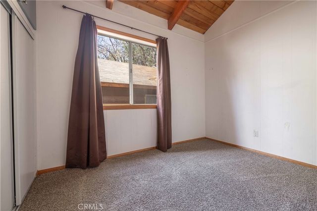 315 San Bernardino, Sugarloaf, CA 92386